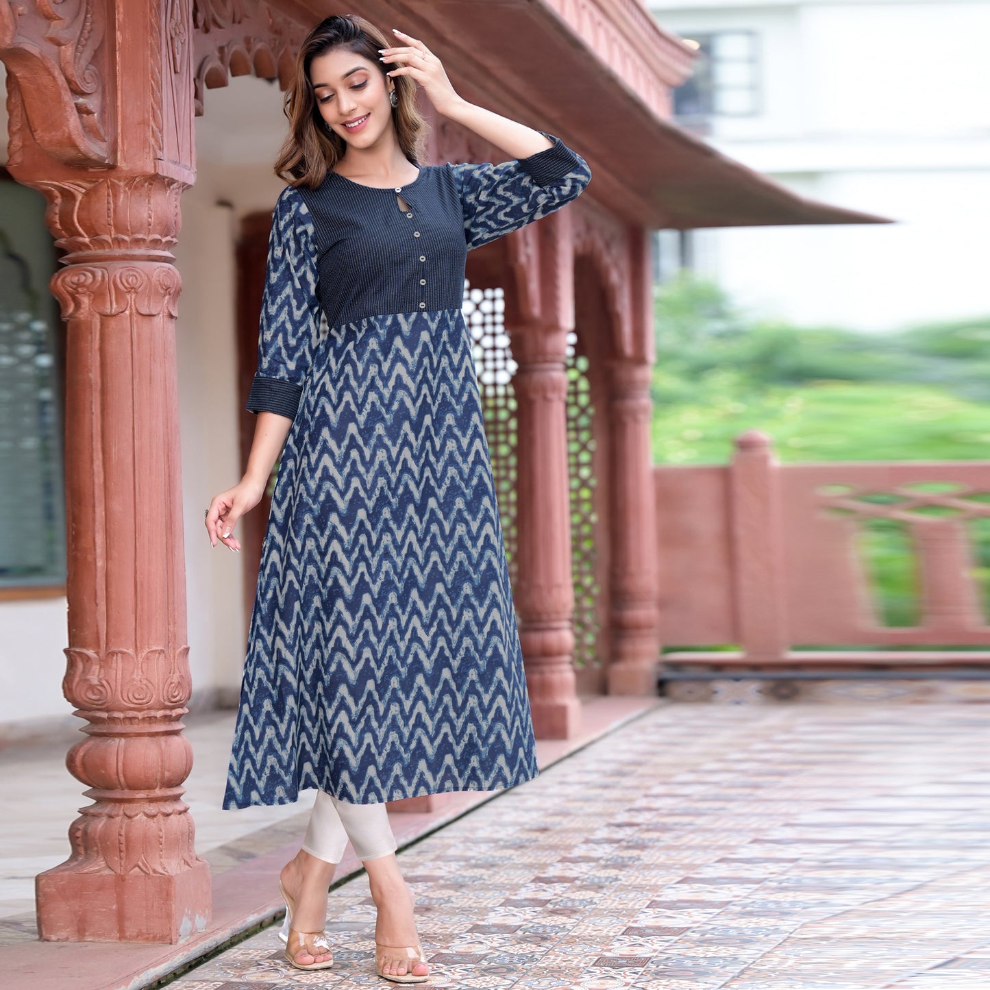 Cotton Chevron Print Kaantha Work A-line Kurta (Blue)