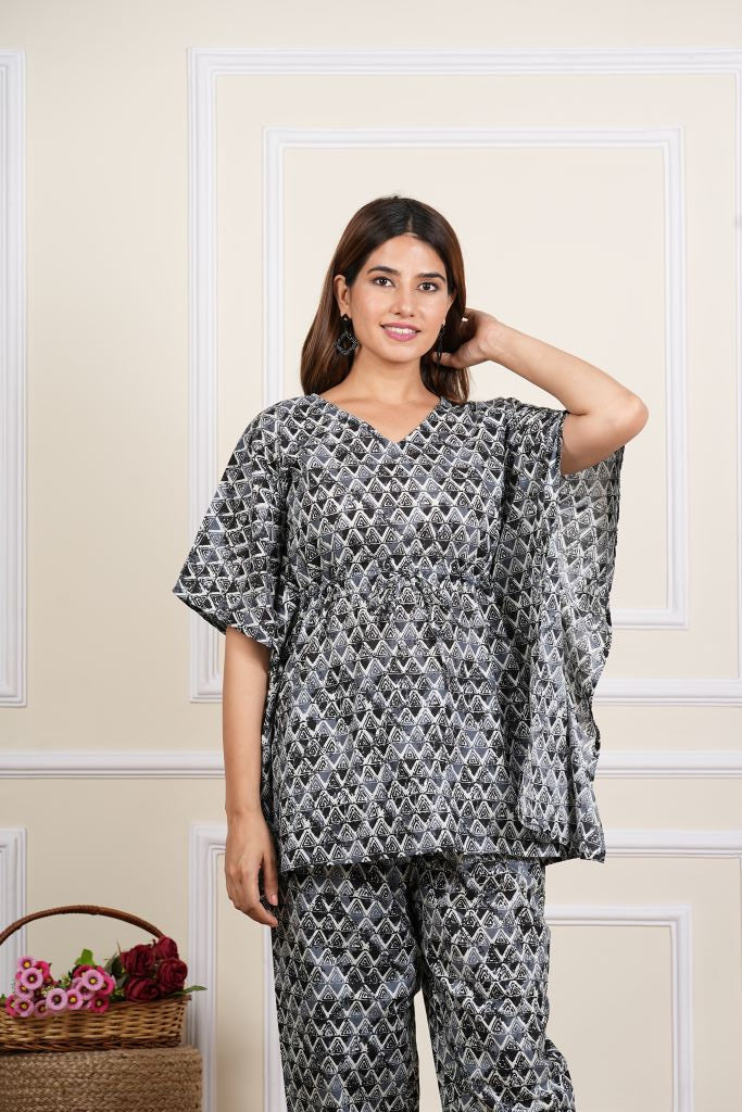 women geomatrical printed kaftan night suit multi