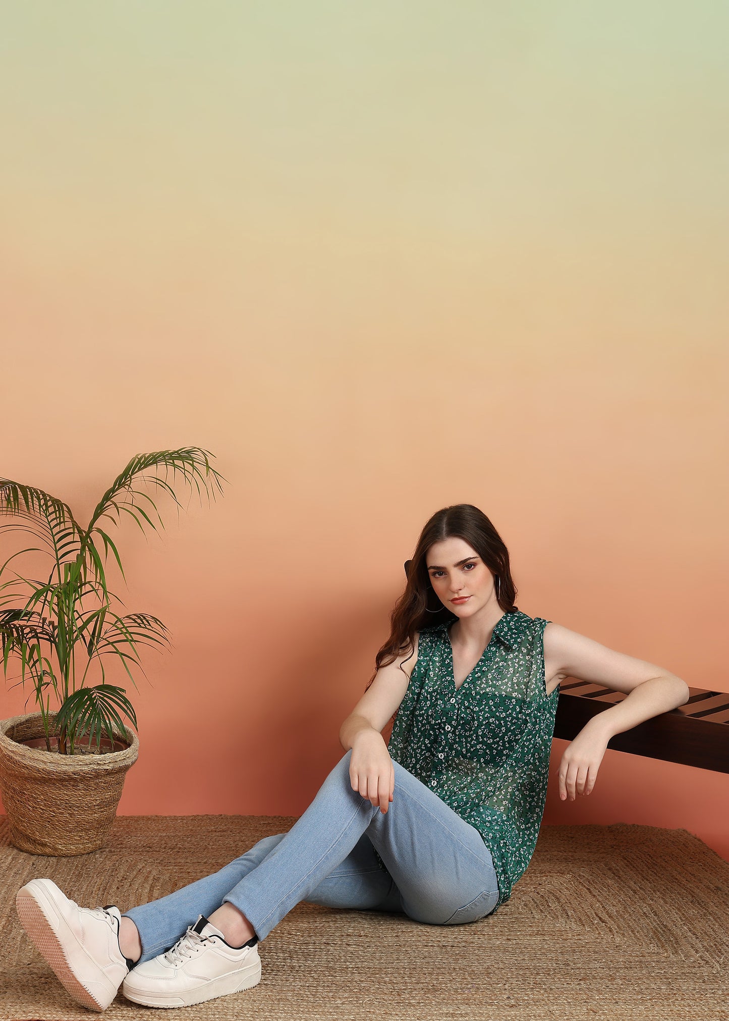 yash gallery womens chiffon floral print waist lengtth c cut spread collar sleeveless top green