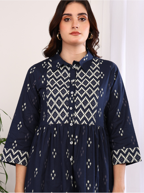 yash gallery womens cotton geometric print hip length 3 4th sleeve collared neck short kurti blue