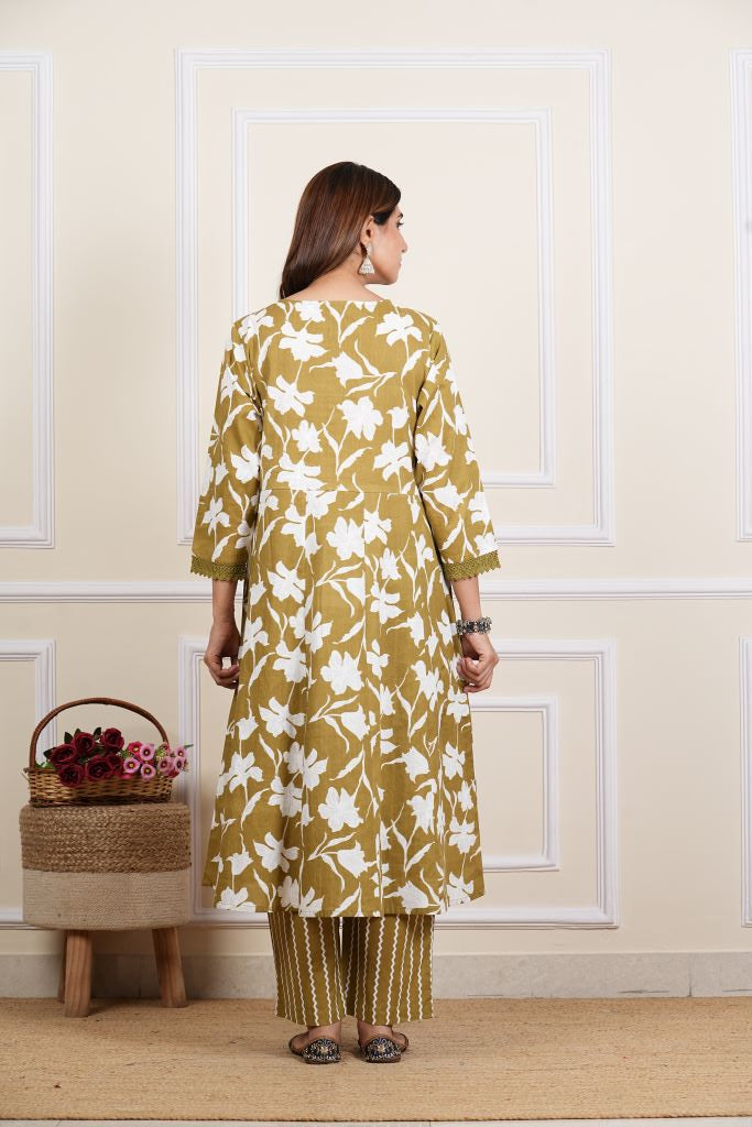 yash gallery womens cotton ankle length notch neck 3 4 sleeves floral print mirror work anarkali with pant and duptta