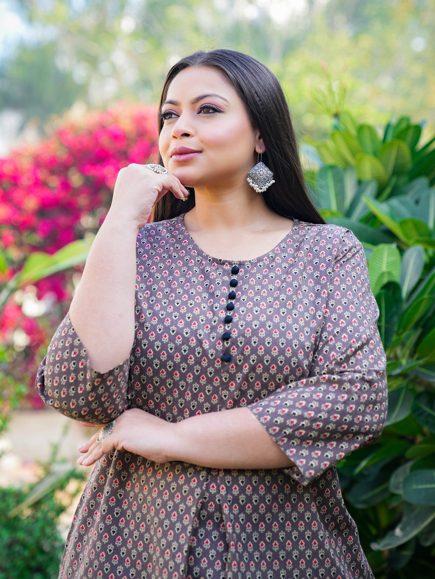 yash gallery womens geomatric printed short kurti blue