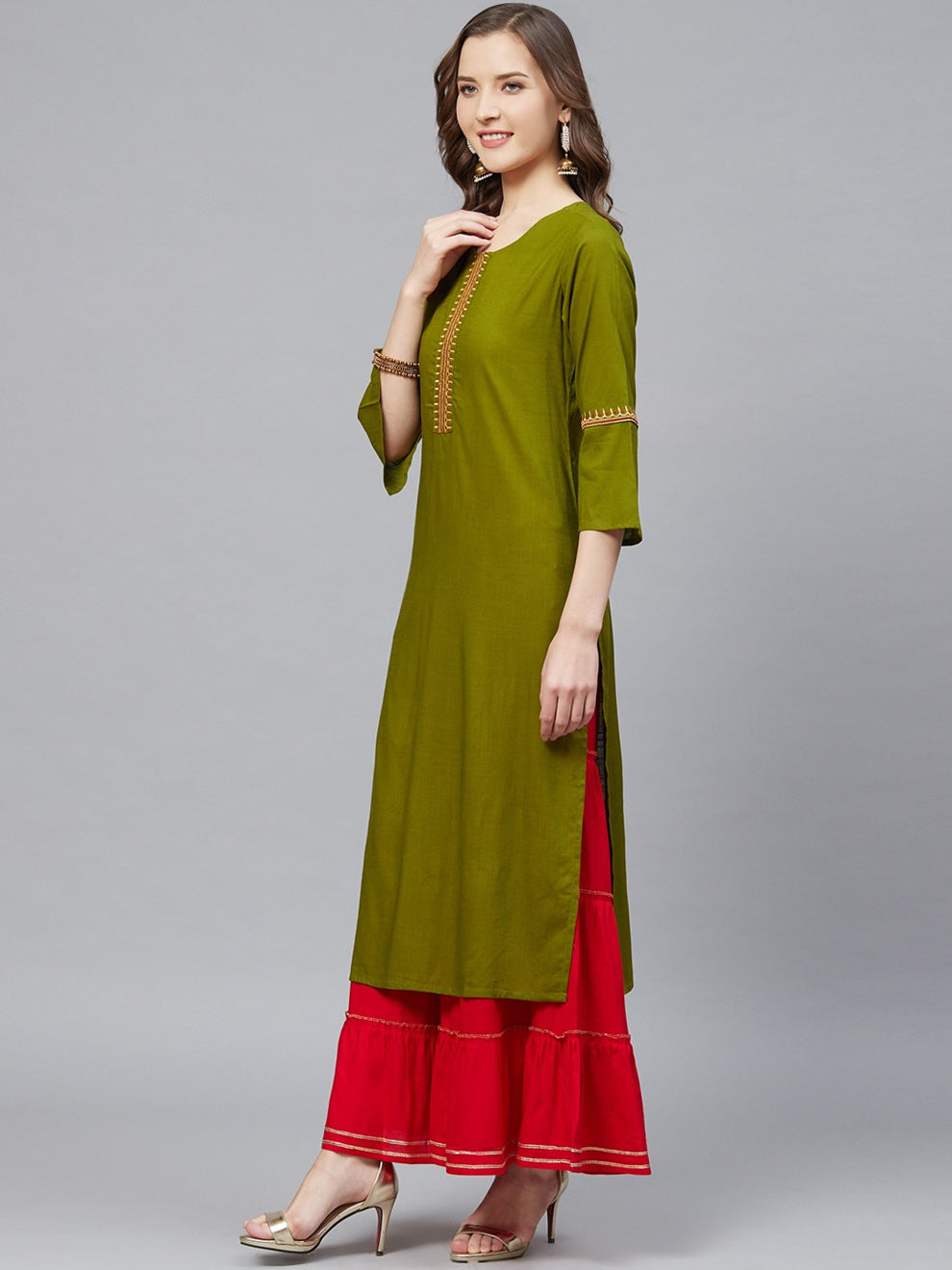 women solid rayon a line kurta multicolor