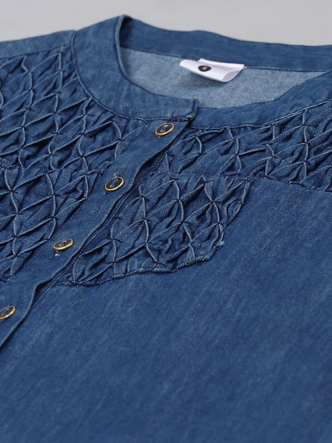 Denim Pintucks Sleeveless Straight Kurta