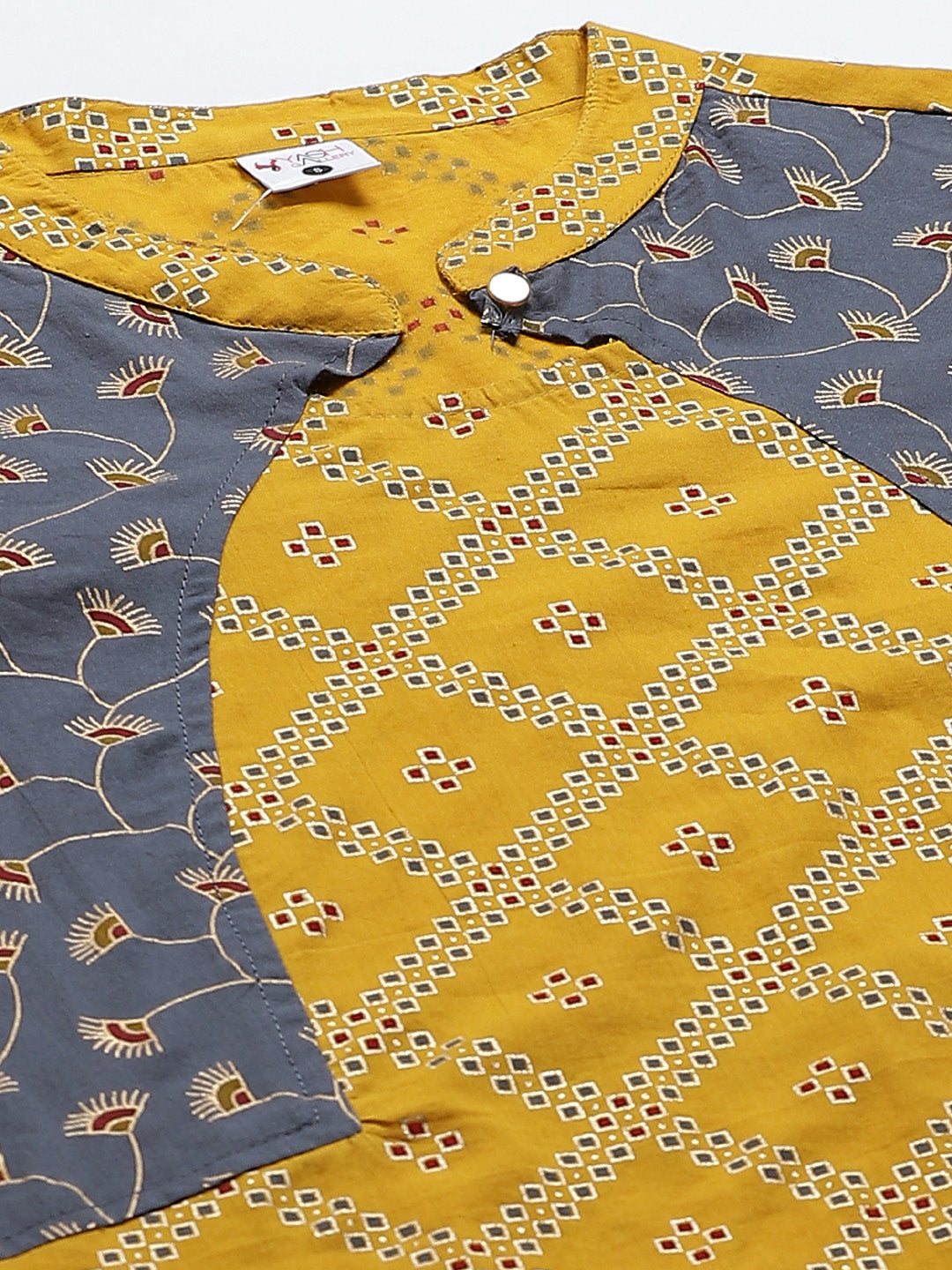 women cotton geomatrical printed straight kurta with pant yellow grey