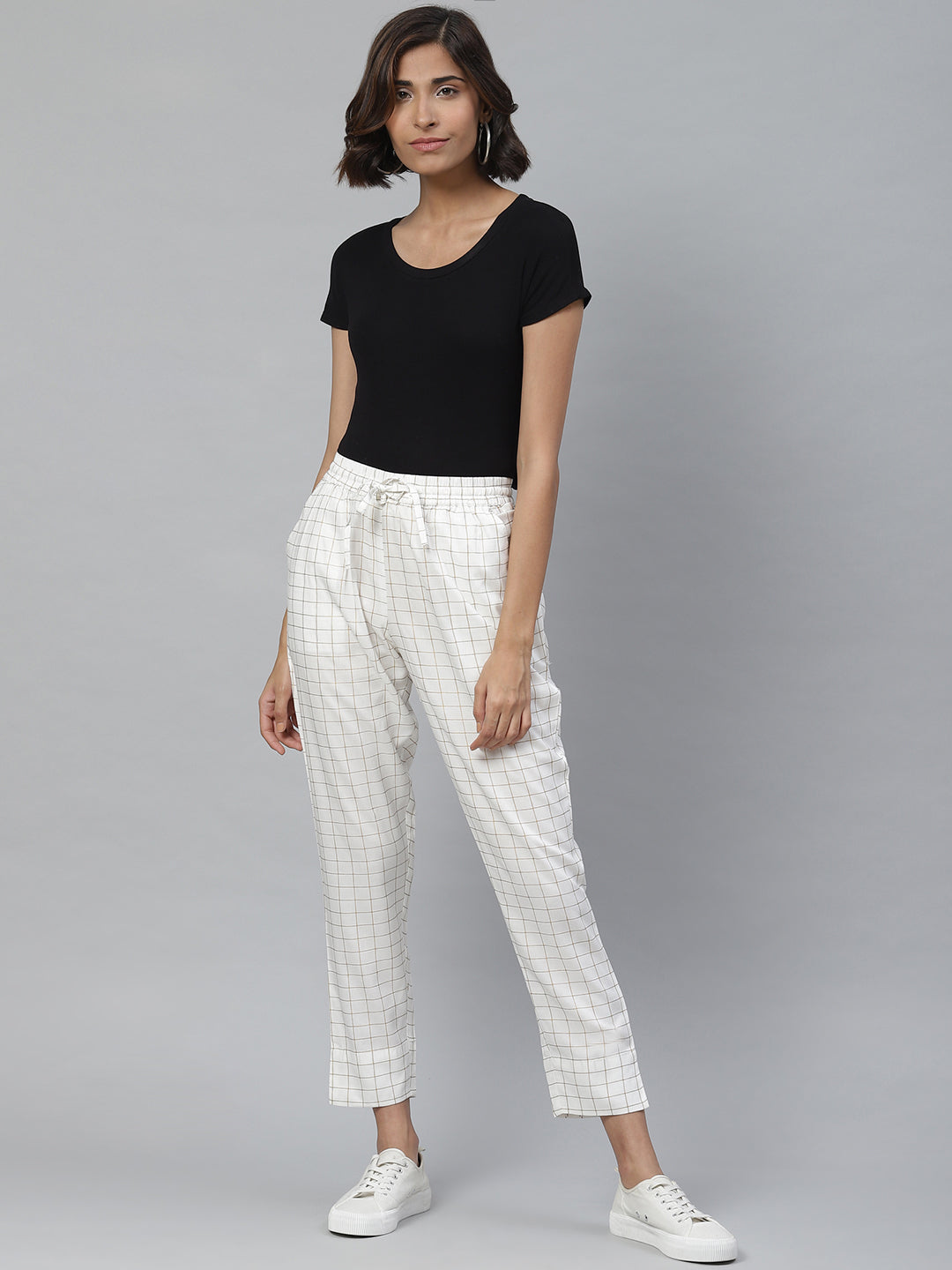 women rayon checkered print regular fit trouser pant
