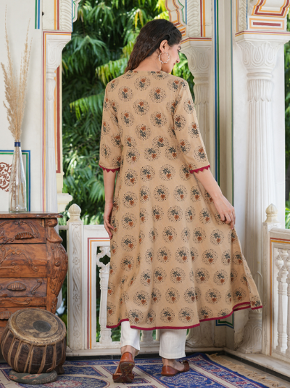 women cotton blend floral print anarkali kurta beige