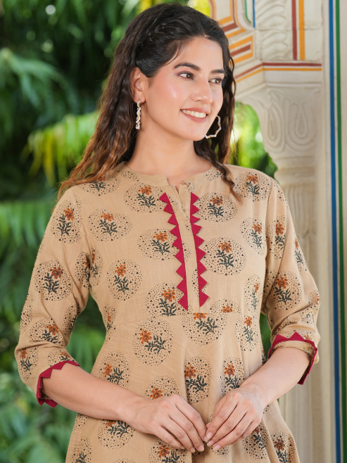 Cotton Blend Floral Print Anarkali Kurta (Beige)