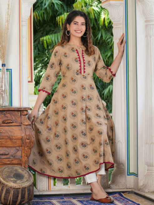women cotton blend floral print anarkali kurta beige