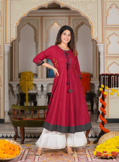 Cotton Slub Embroidered Anarkali Kurta (Maroon)