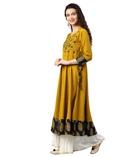 Yash Gallery Women's Cotton Slub Embroidered Anarkali Kurta