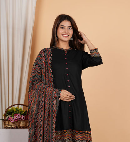 YASH GALLERY Women's Rayon Calf Length Zigzag Printed 3/4th Sleeve Regular Fitted Black A-line Kurta with Zig-Zag Printed Dupatta