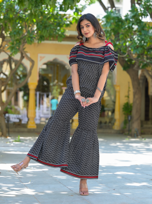 women geomatrical printed strappy off shoulder dress black