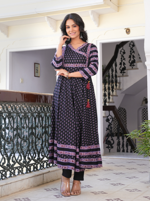 women rayon floral printed anarkali kurta black