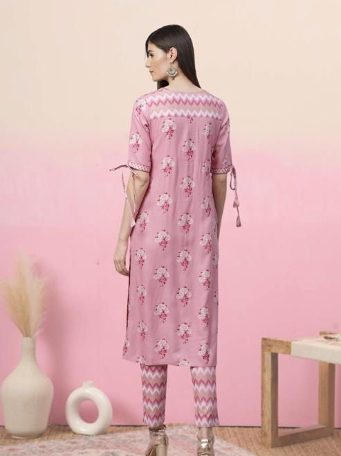 Rayon Floral Printed Straight Kurta with Pant (Pink)