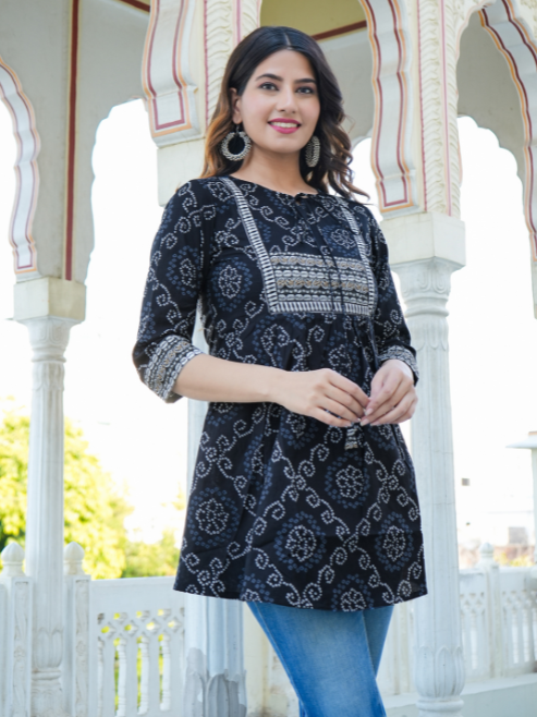 Yash Gallery Women's Cotton blend Bandhani Straight Kurta