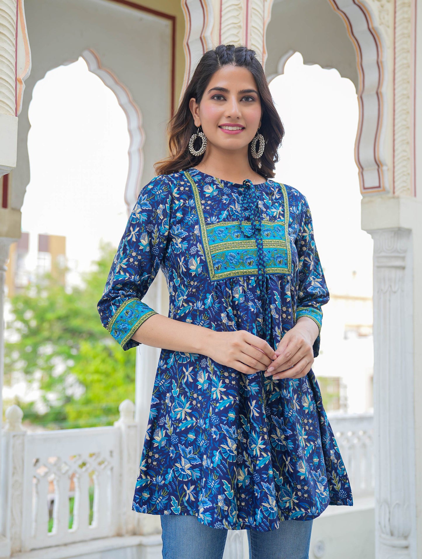 YASH GALLERY Women's Rayon Geometrical Printed Short Kurti Plus Size