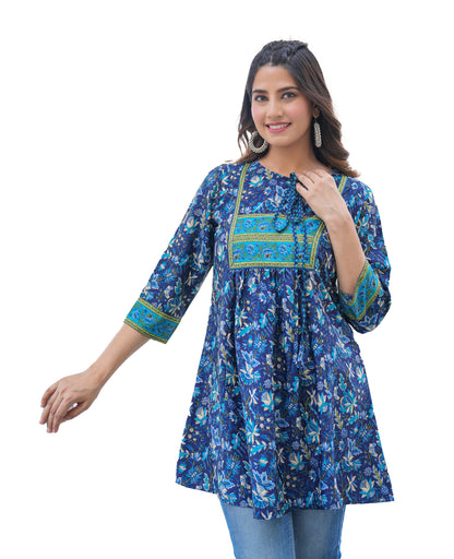 YASH GALLERY Women's Rayon Geometrical Printed Short Kurti