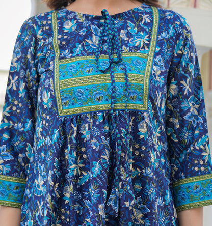 YASH GALLERY Women's Rayon Geometrical Printed Short Kurti Plus Size