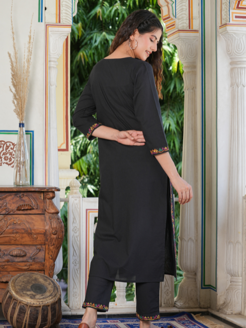 yash gallery womens black plus size cotton chicken embroidery printed straight kurta set black