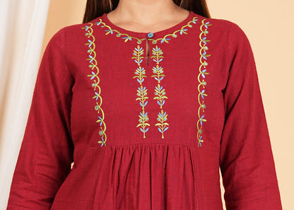 yash gallery womens cotton mid thigh length embroidered 3 4th sleeve keyhole neck regular fitted short kurti