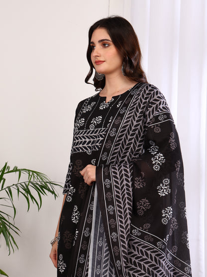 Yash Gallery Women's Cotton Floral Print Calf Length Notch Neck With Gota Detailing 3/4TH Sleeve Straight Kurta With Pant And Duptta (Black)