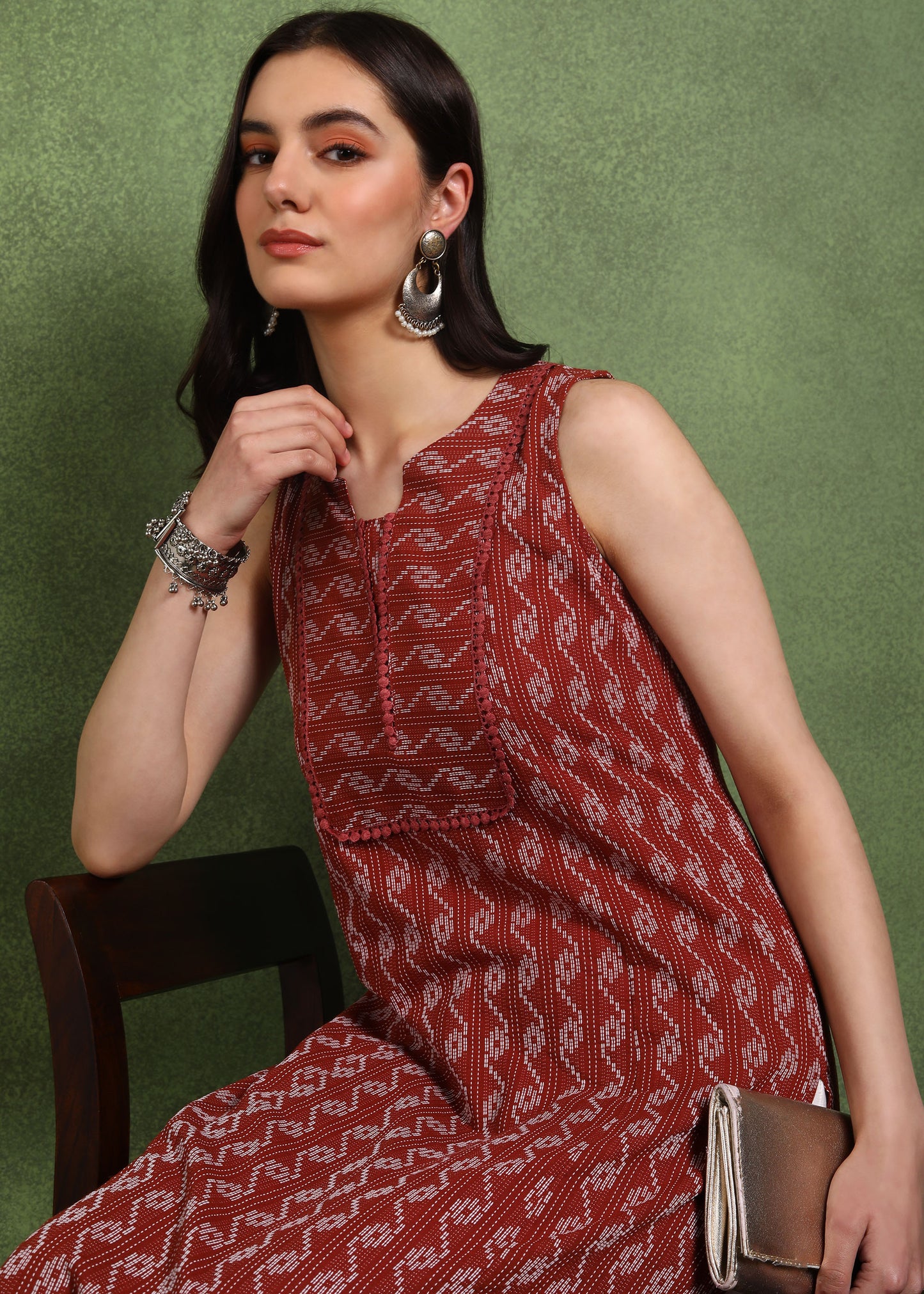 Yash Gallery Women's Cotton Crambric Knee Length Geometrical Print Sleeveless Notch Neck Regular Fitted Short Kurti