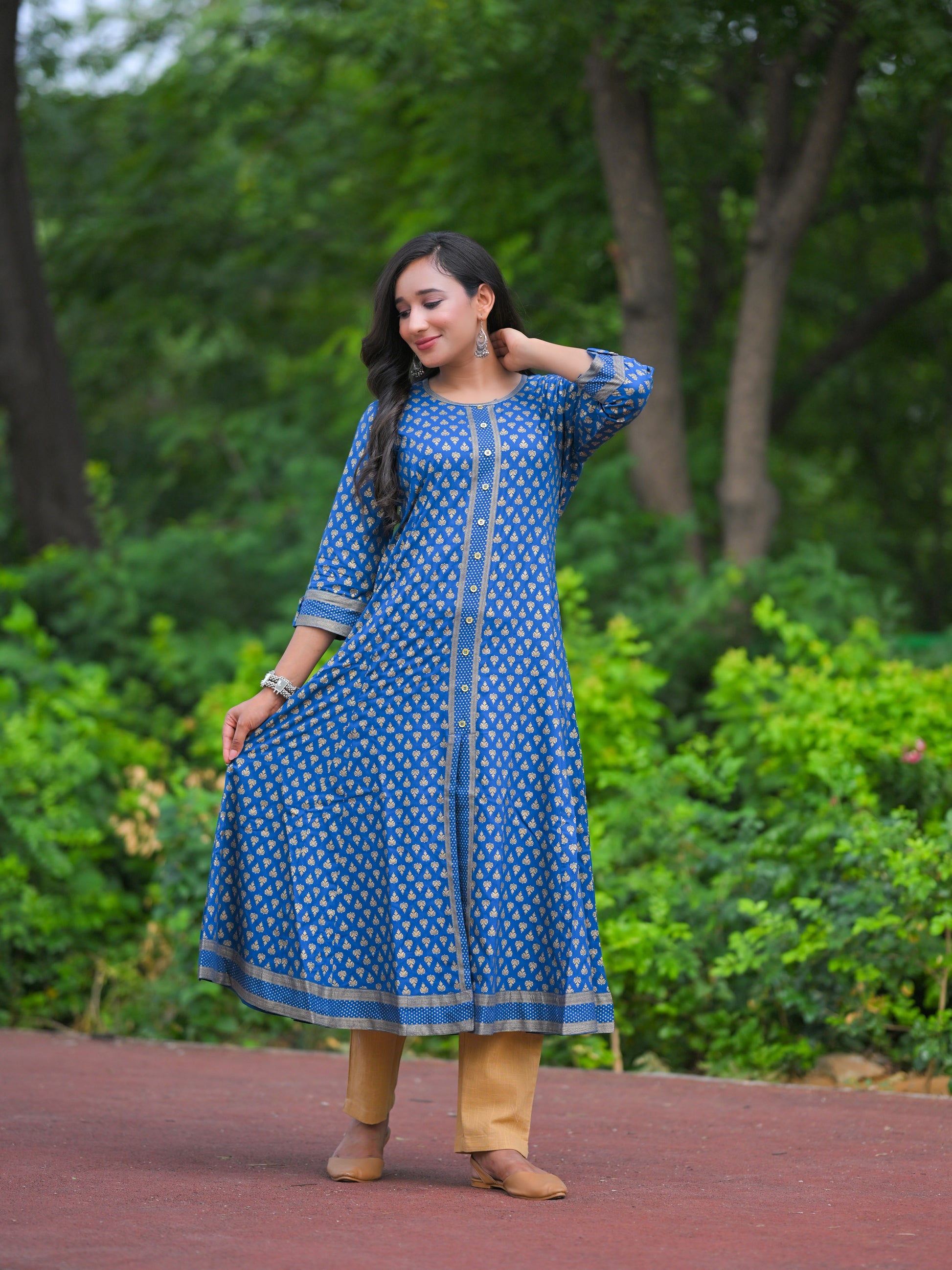 YASH GALLERY Women's Rayon Golden Floral Printed A-line Kurta