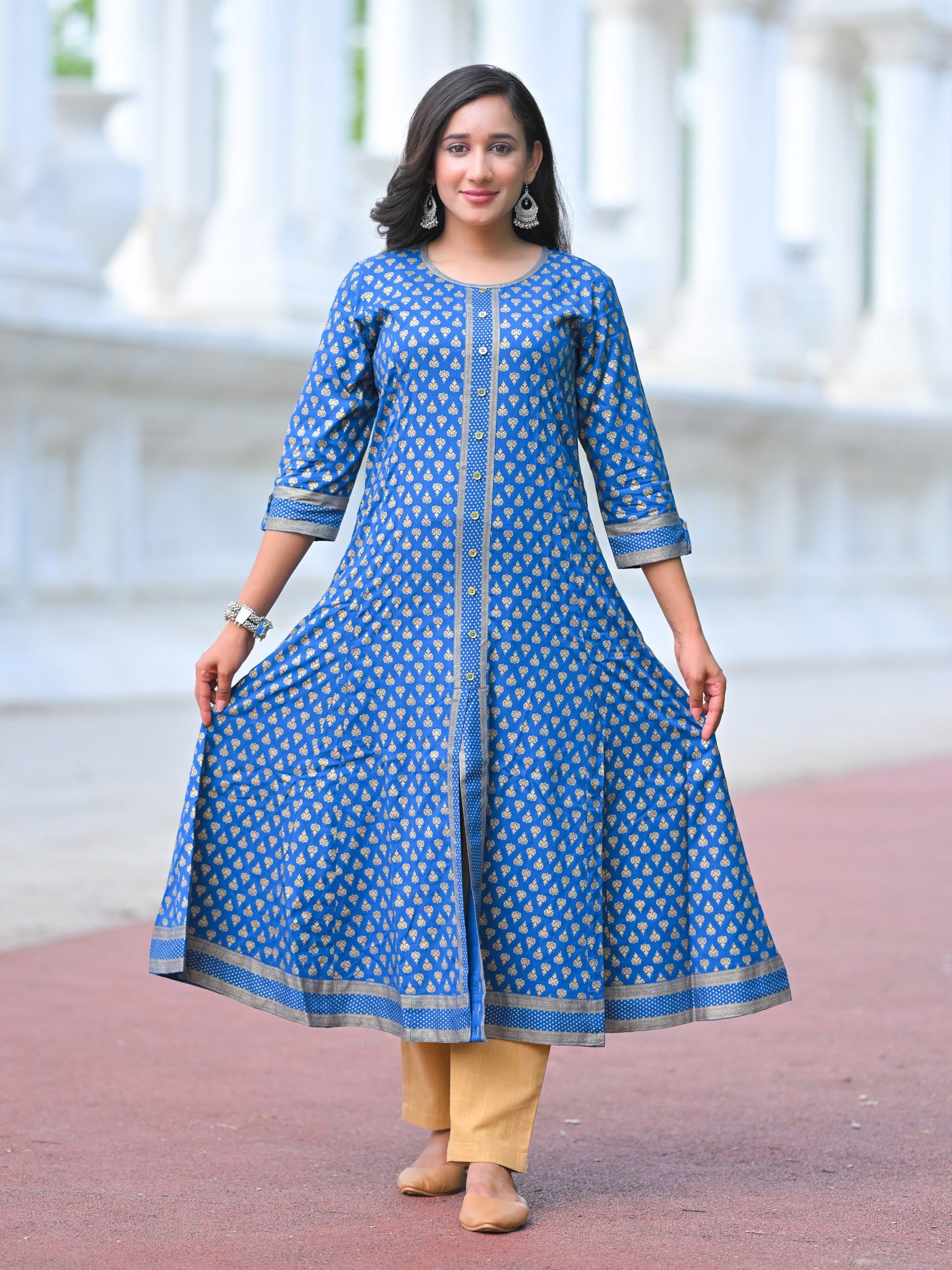 YASH GALLERY Women's Rayon Golden Floral Printed A-line Kurta