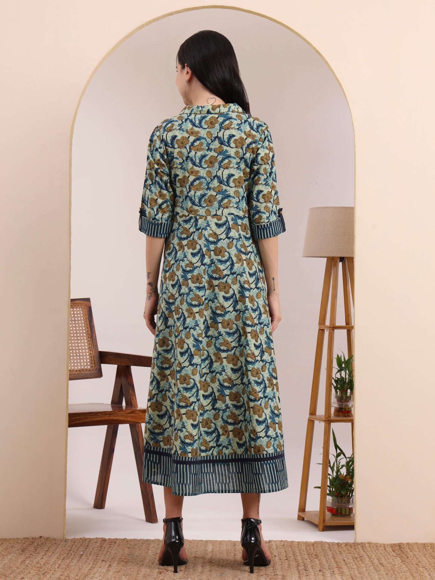 Yash Gallery Women's  Printed  Cotton Floral Anarkali Kurta