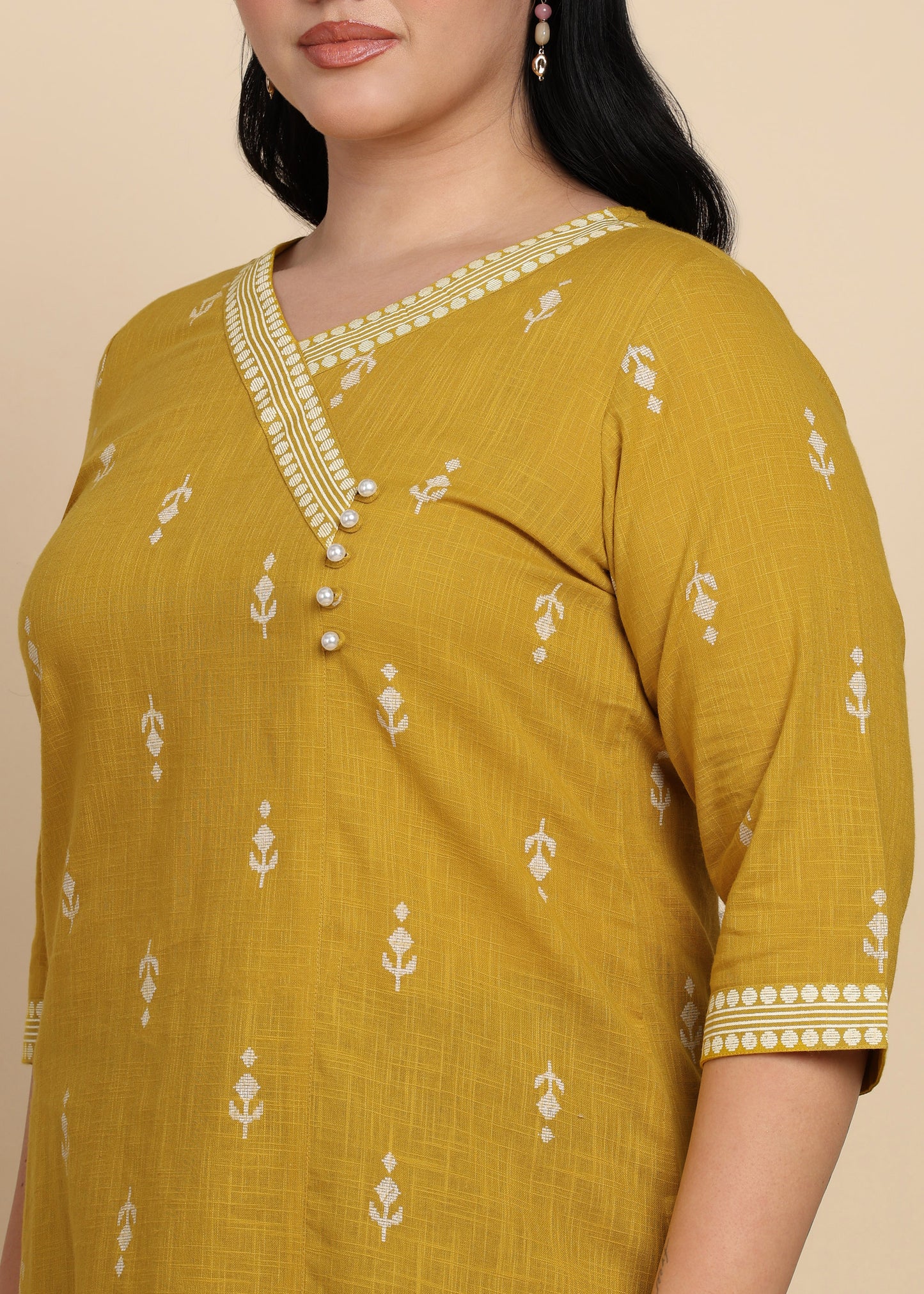 Yash Gallery Women’s Yellow Cambric Cotton Printed Straight Short Kurti