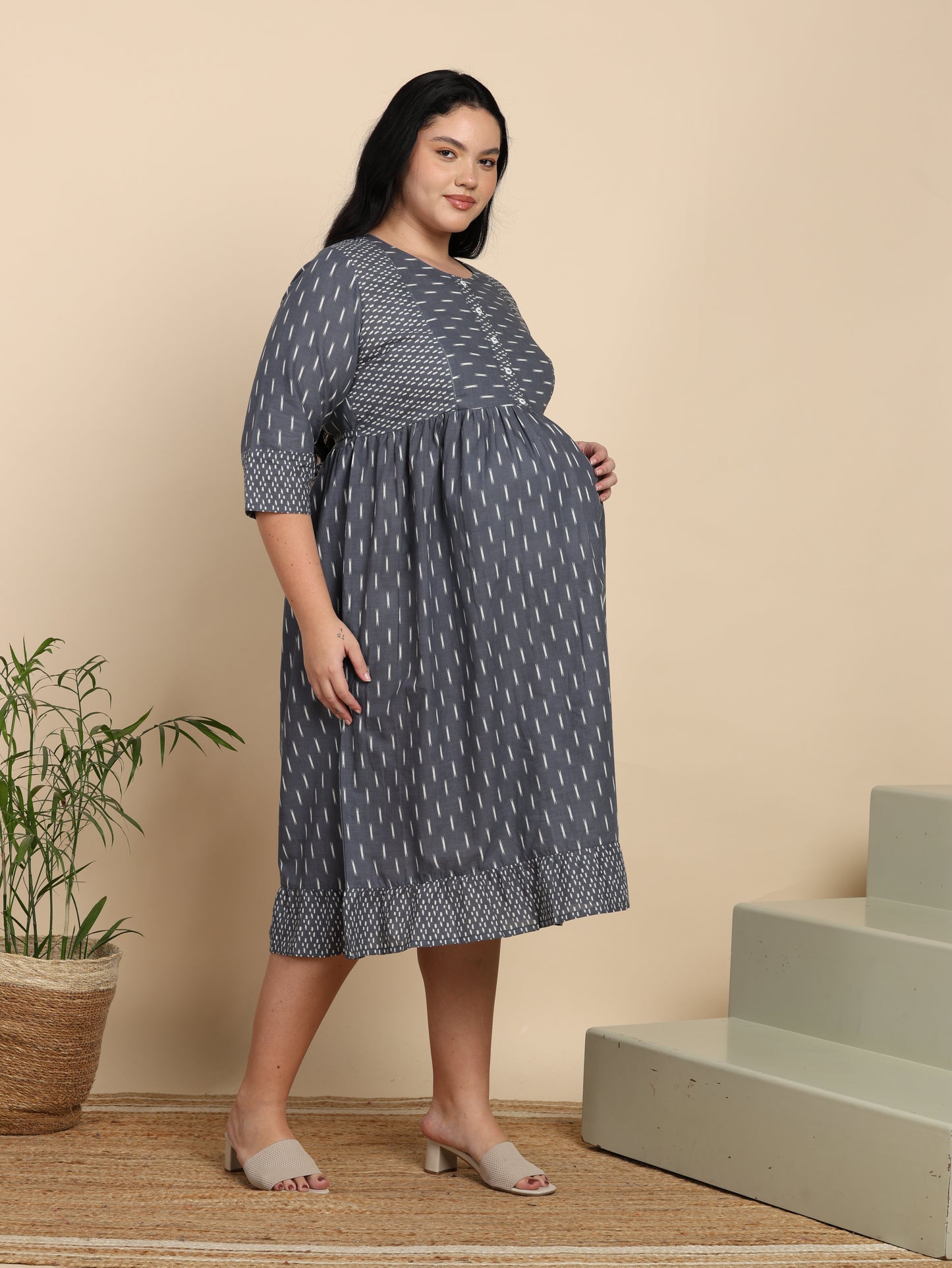 Yash Gallery Women’s Cotton Maternity & Nursing Dress with Both-Side Zips Ikat Print Round Neck, 3/4 Sleeves (Grey)