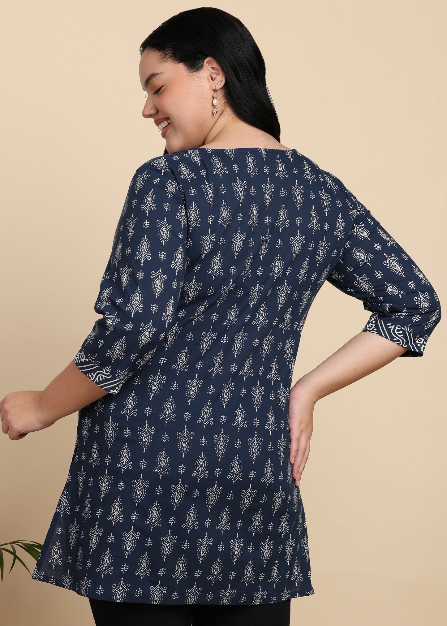 Yash Gallery Women’s Plus Size Blue Cambric Cotton Printed Straight Short Kurti