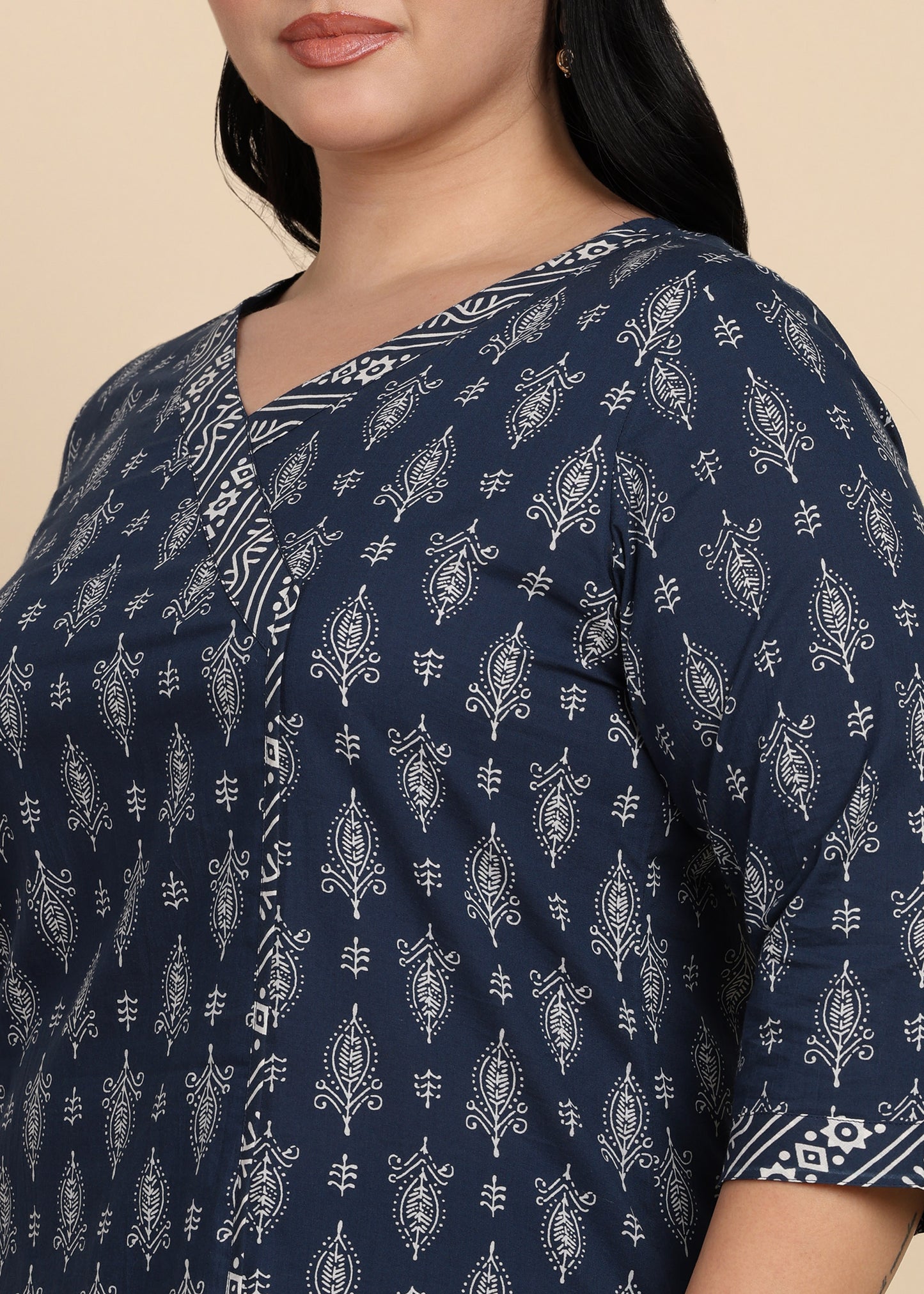 Yash Gallery Women’s Plus Size Blue Cambric Cotton Printed Straight Short Kurti