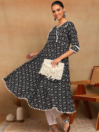 YASH GALLERY Women's Cotton Floral Print Anarkali Kurta  (Black)