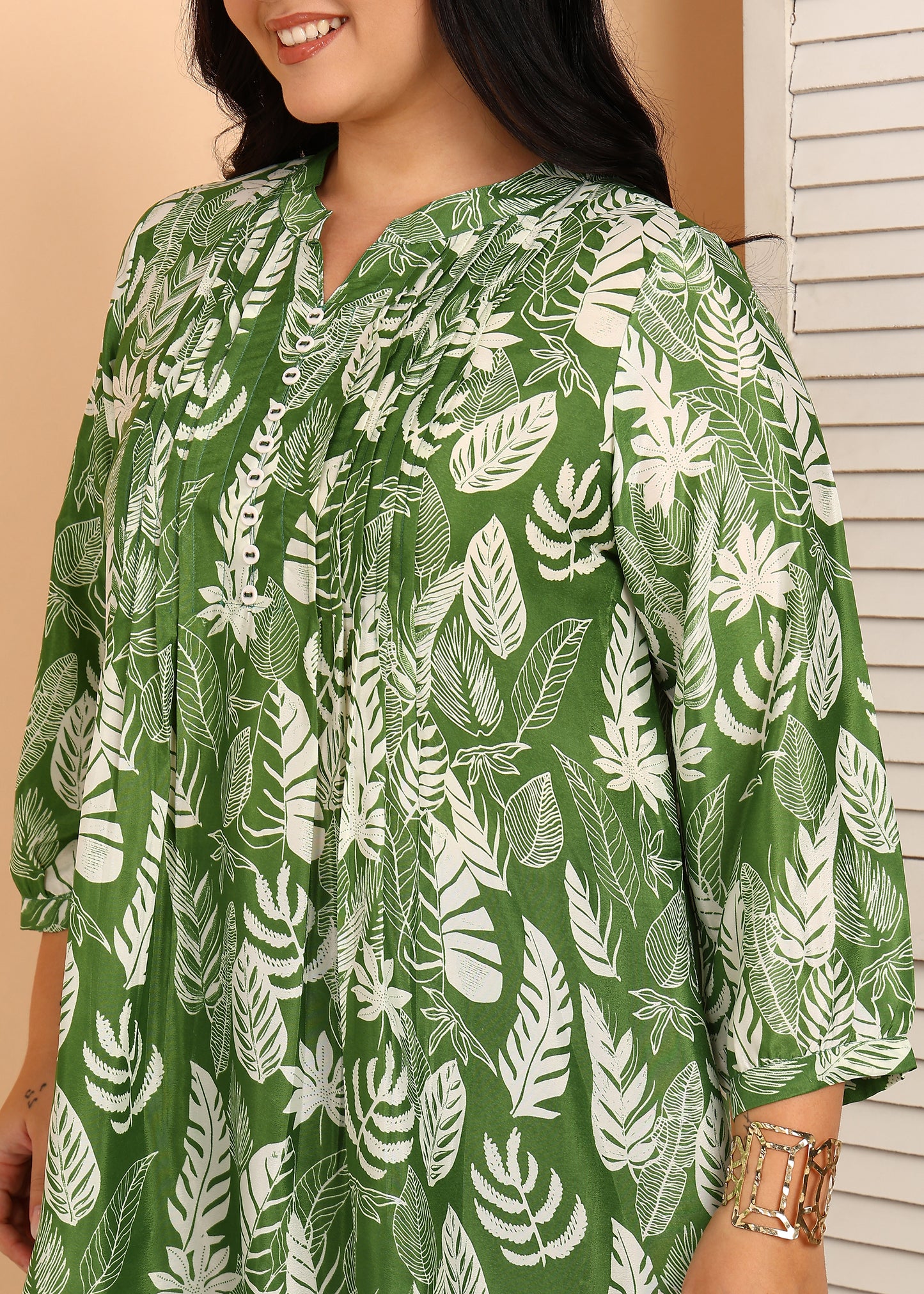 Yash Gallery Women’s Green Leaf Print Microfiber Tunic with Pintuck Detailing & 3/4th Sleeves (GREEN)