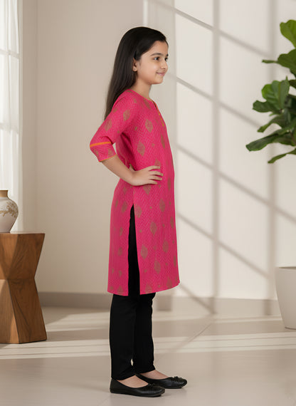 YASH GALLERY Kids Floral Printed Straight Kurta