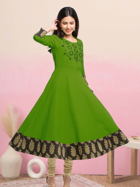 Embroidered Anarkali Kurta (Green)