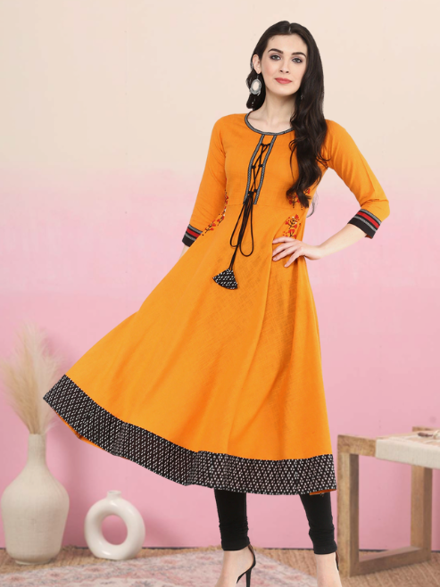 women cotton slub embroidered anarkali kurta green