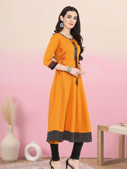 women cotton slub embroidered anarkali kurta green