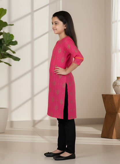YASH GALLERY Kids Floral Printed Straight Kurta