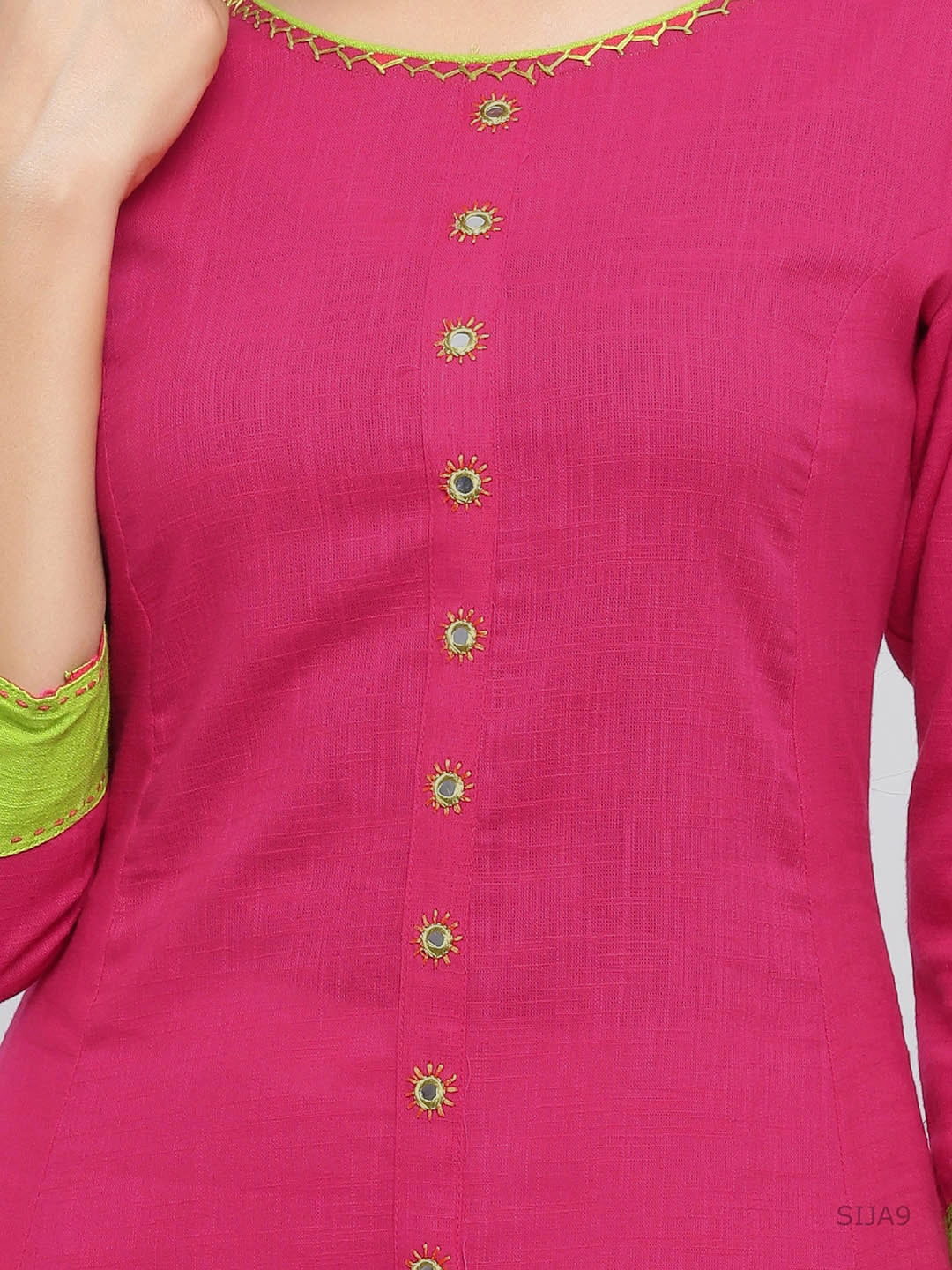 Embroidered Anarkali Kurta (Pink)