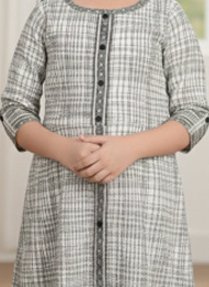 Yash Gallery Kids Cotton Slub Geomatrical Printed Rayon Anarkali Kurta (Off White)