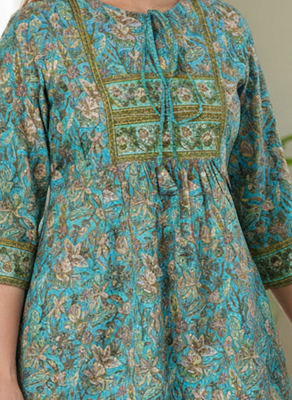 YASH GALLERY Women's Rayon Geometrical Printed Short Kurti Plus Size