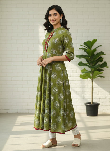 Yash Gallery Women's Cotton Relaxed Fit Anarkali Kurta (Green)