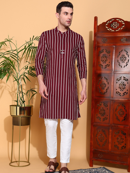 Yash Gallery Men's Cotton ZigZag Print Nehru Collar With Solid Fashion Patti Full Sleeve  Kurta  (Maroon)