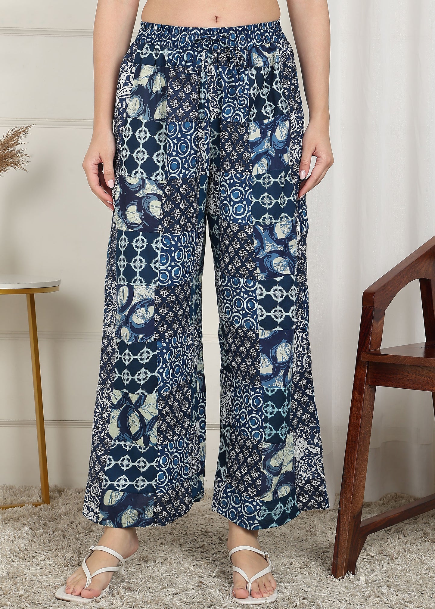 Women's Cotton Slub Solid Straight Kurta with Patchwork Print Palazzo Set (Maroon)