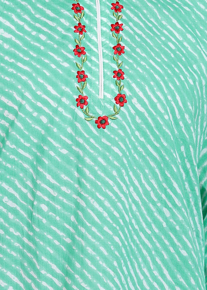 Yash Gallery Women’s Cotton Lehriya Print Straight Kurti with Embroidery  3/4 Sleeve Ethnic Kurta (Green)