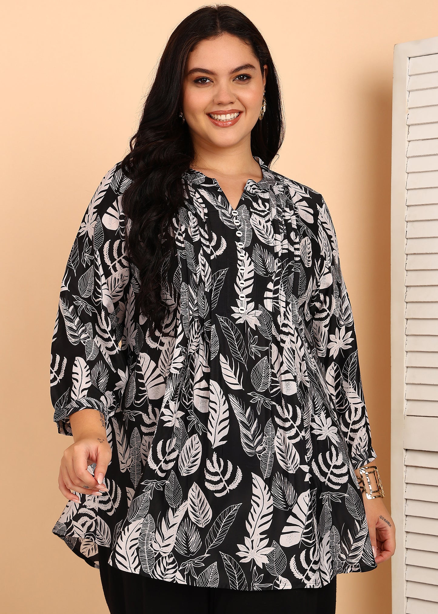 Yash Gallery Women’s Polyester Printed Tunic Top Mandarin Collar, Pintuck Front, 3/4 Sleeves (Black)