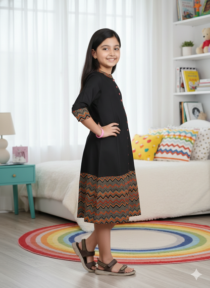 YASH GALLERY Kids Rayon & Cotton Zig-Zag Printed A-line Kurta (Black)